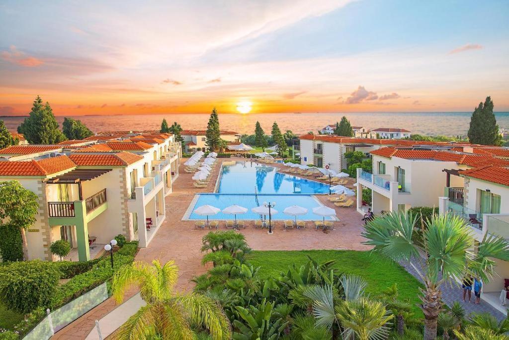 Freij Hotel & Resort - Adults Only Ajía Nápa Kültér fotó