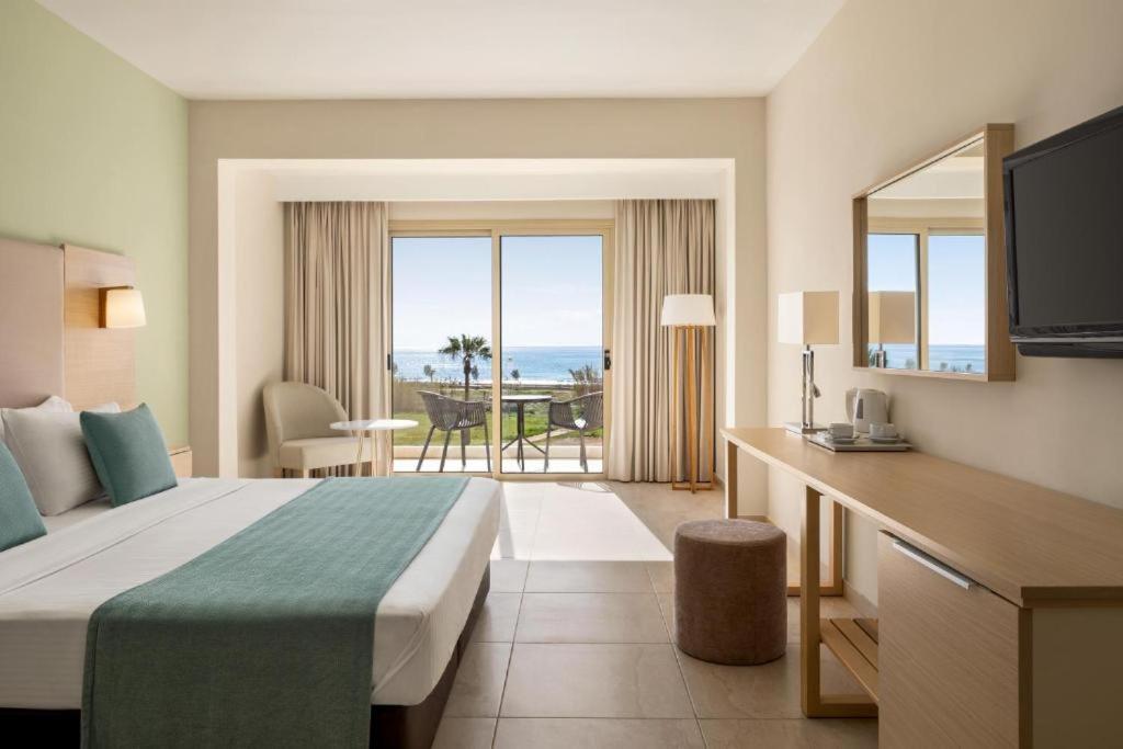 Freij Hotel & Resort - Adults Only Ajía Nápa Kültér fotó